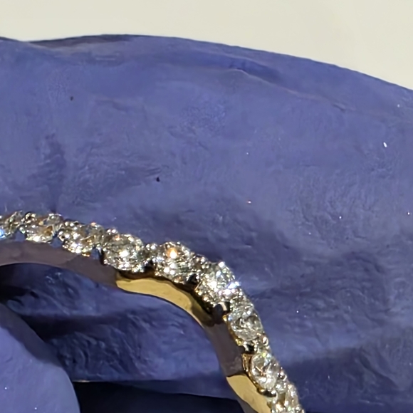 Wavy Gold Crystal Ring – Elegant Curved Band Sparkling Fashion Jewelry for Women - Picture 6 of 8